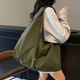 کیف بزرگ دوشی برزنتی (tote bag)برند bobo ,کد ۱_۱۶۳۶