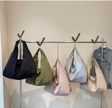 کیف بزرگ دوشی برزنتی (tote bag)برند bobo ,کد ۱_۱۶۳۶
