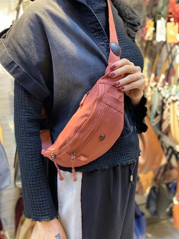 کراس بادی اورجینال Chibao